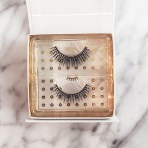 BATTINGTON MONROE LASHES